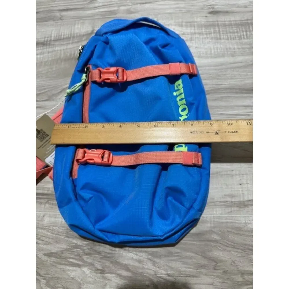NWT Patagonia Atom Padded Strap Sling Crossbody- Vessel Blue - Bag - Picture 7 of 8